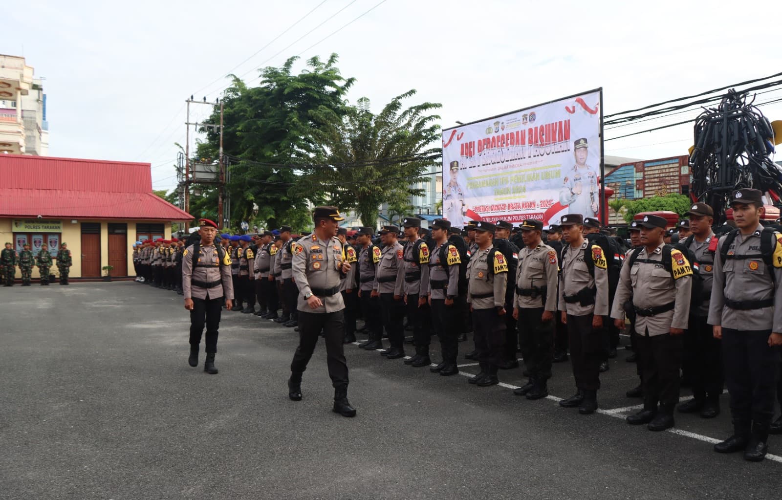 Polres Tarakan, Kalimantan Utara gelar Apel Pergeseran Pasukan untuk amankan Pemilu 2024 (Foto: Polres Tarakan)