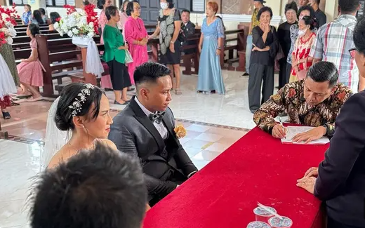 Bharada Richard Eliezer Pudihang Lumiu alias Bharada E resmi mempersunting kekasihnya Duce Maria Angeline Christanto alias Ling Ling (Foto:Istimewa)