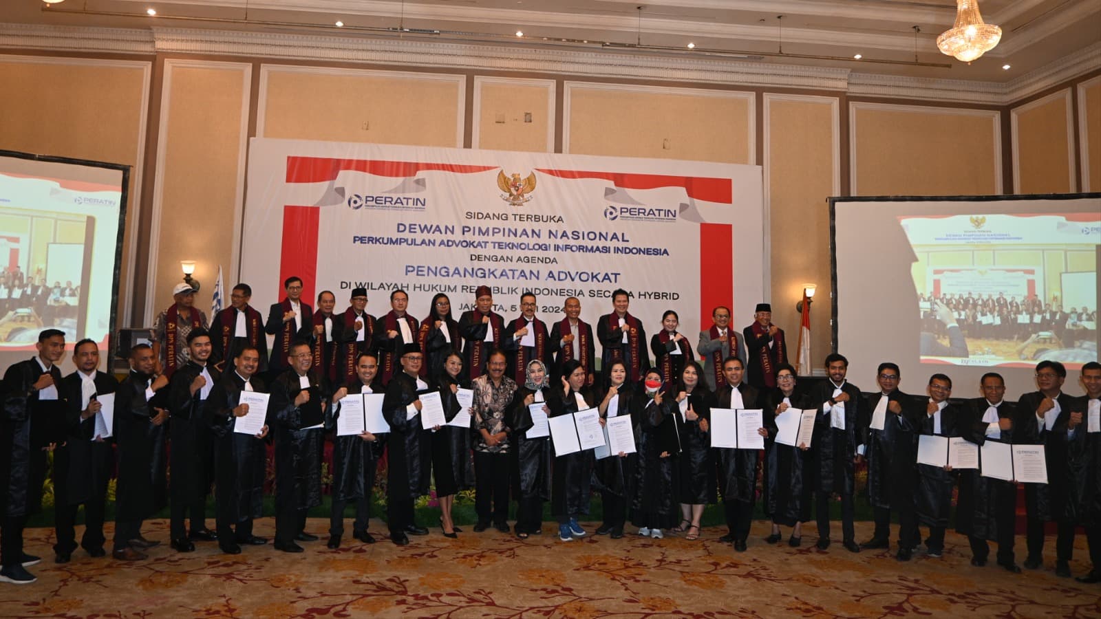 Perkumpulan Advokat Teknologi Informasi Indonesia (PERATIN) lakukan pengangkatan advokat angkatan pertama (Foto: Istimewa)