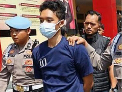 Usai Videonya Viral, Pria Bugil Ambil Order Makanan Ditangkap Polisi Dijerat UU Pornografi
