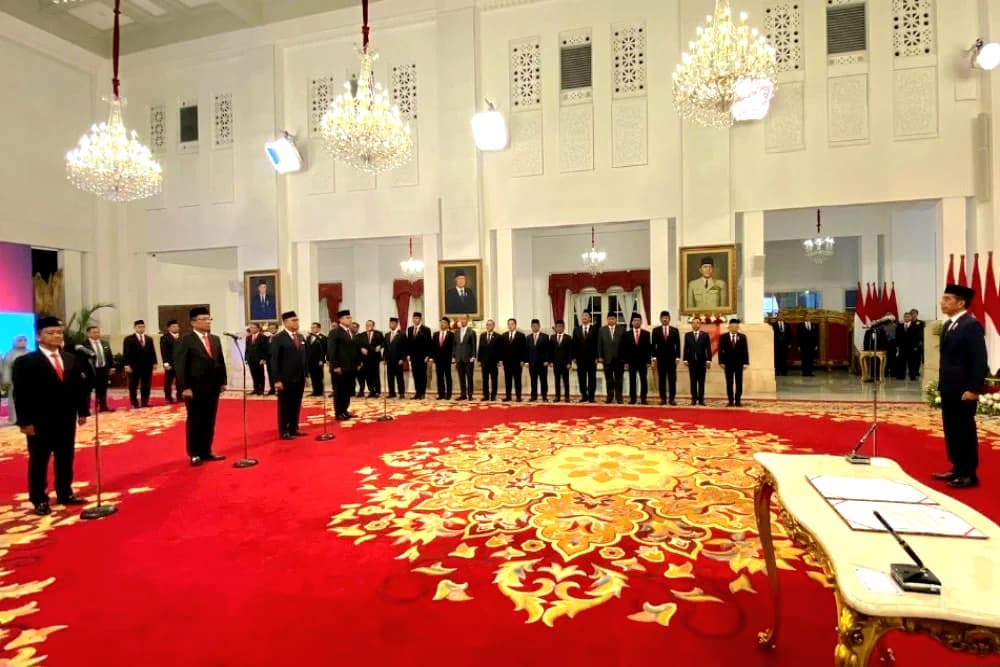 Presiden Joko Widodo melantik sejumlah menteri hingga kepala badan (Foto: Istimewa)