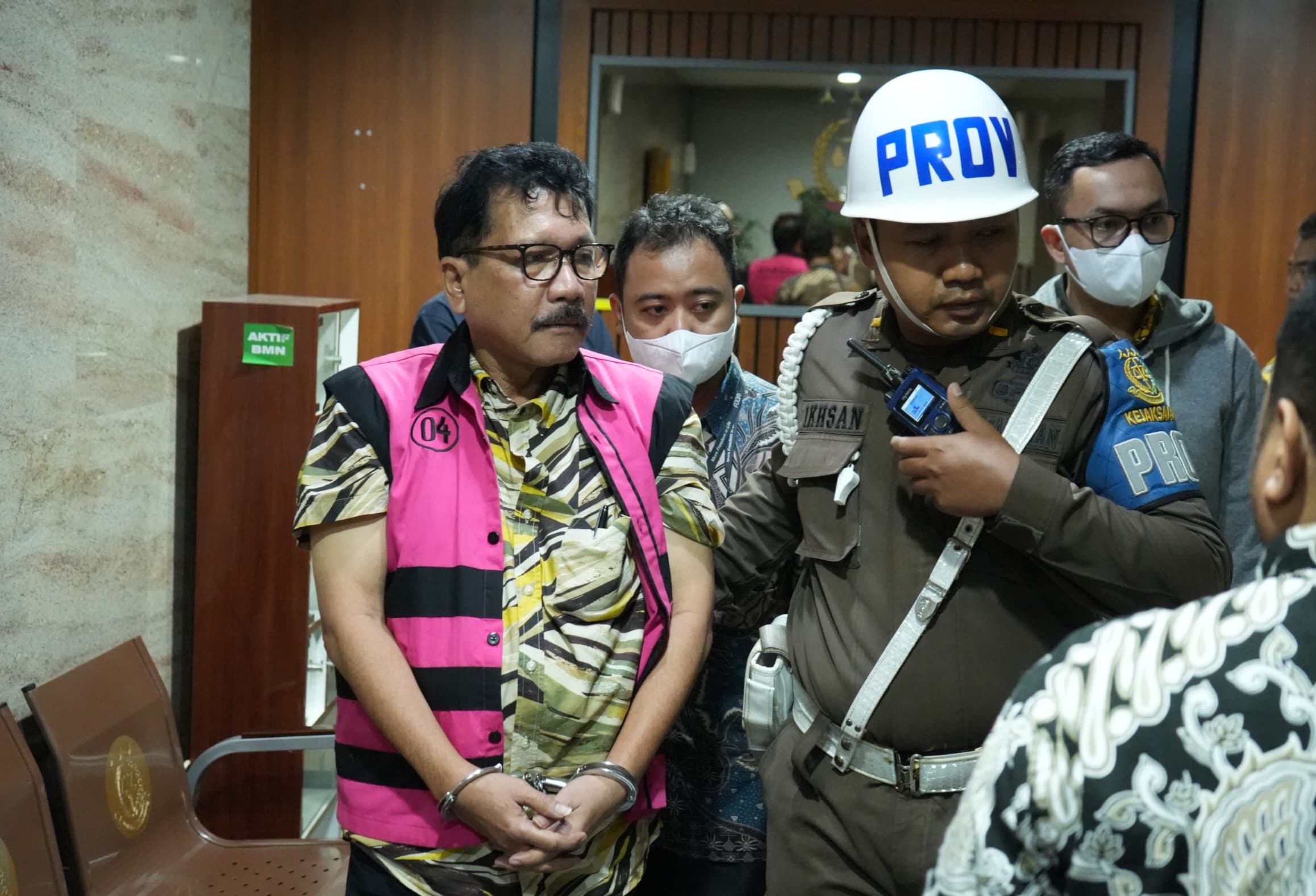 Perhatian! Ini Rincian Uang Rp915 M dan 51 Kilogram di Rumah Zarof Ricar yang Diungkapkan Jaksa