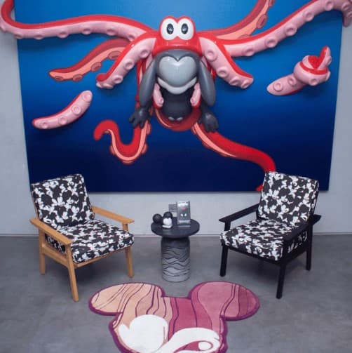 Serra Living x Arkiv Vilmansa Luncurkan Pameran 'Living with Art'.
