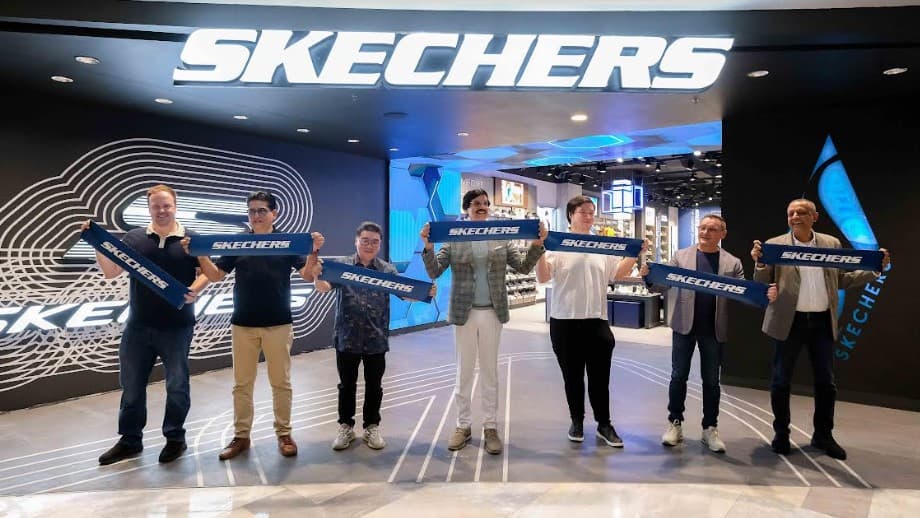 Skechers Rayakan Pembukaan Toko Terbesar di Surabaya dengan Teknologi Kenyamanan Terkini.