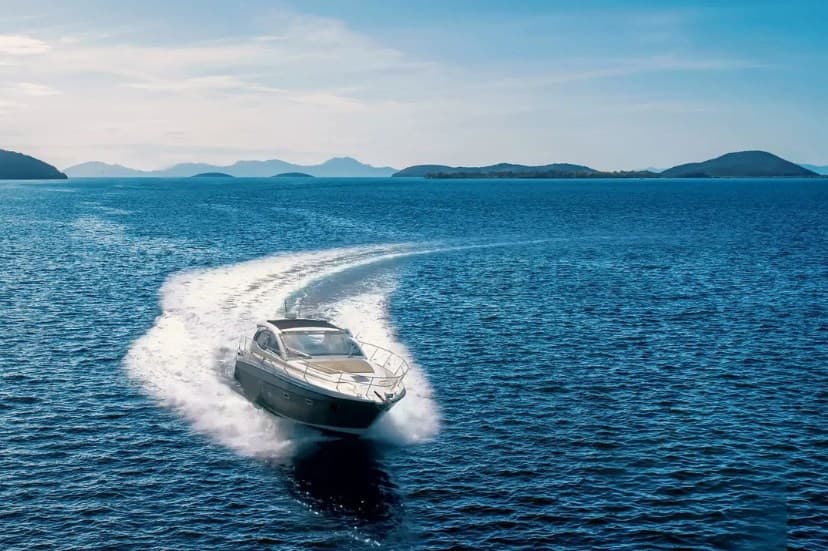 Yacht, Liburan Natal dan Tahun Baru Anti-Mainstream di Bali.