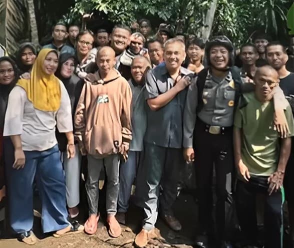 Gunawan Sadbor dibebaskan dari penjara.