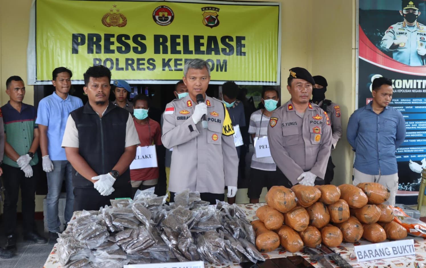 Sita 20 Kg Ganja, Polisi Tangkap 5 Tersangka di Keerom Papua, 3 di Antaranya WNA!