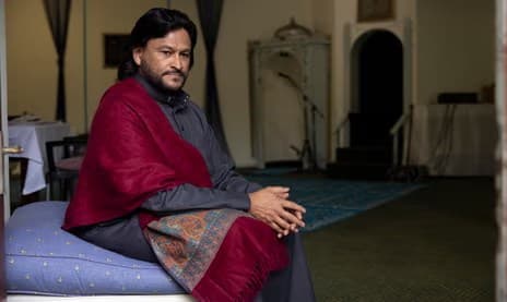 Muhsin Hendricks, Imam Masjid Gay Pertama di Dunia Ditembak Mati di Afrika Selatan. (Foto: The Guardian)