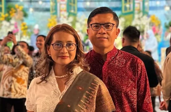 Jadi Sorotan! Ini Sosok Andy Budiman dan Suci Mayang Sari, Suami-Istri Kader PSI Diangkat Jadi Staf Ahli Menhut Raja Juli Antoni