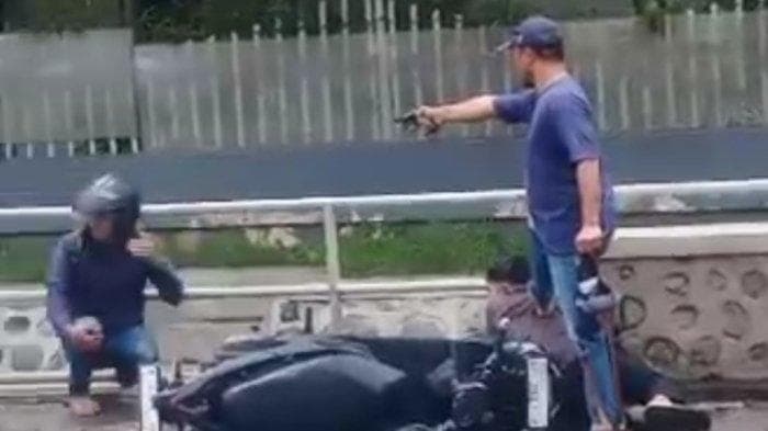 Aksi Heroik Aipda Andik Lumpuhkan 2 Begal Bawa Celurit di Probolinggo (Foto:Istimewa)