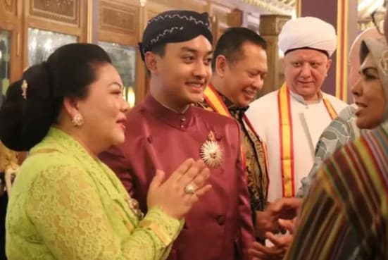 Viral Kritikan KGPAA Hamengkunegoro 'Nyesel Gabung Republik'. (Foto: Instagram)