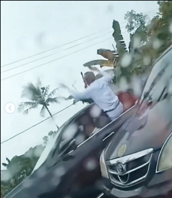 Viral Video Bupati Jeneponto Baru Dilantik, Ngamuk Turun dari Mobil dan Tunjuk Warga di Tengah Jalan