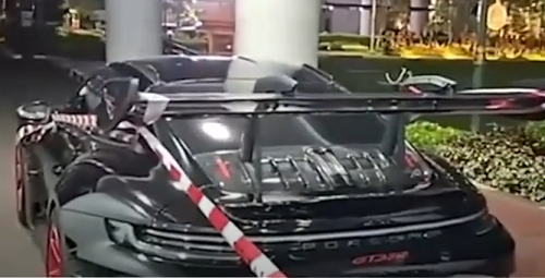 Kejagung Sita 3 Mobil dan 2 Kapal Milik Advokat Ariyanto Bakri