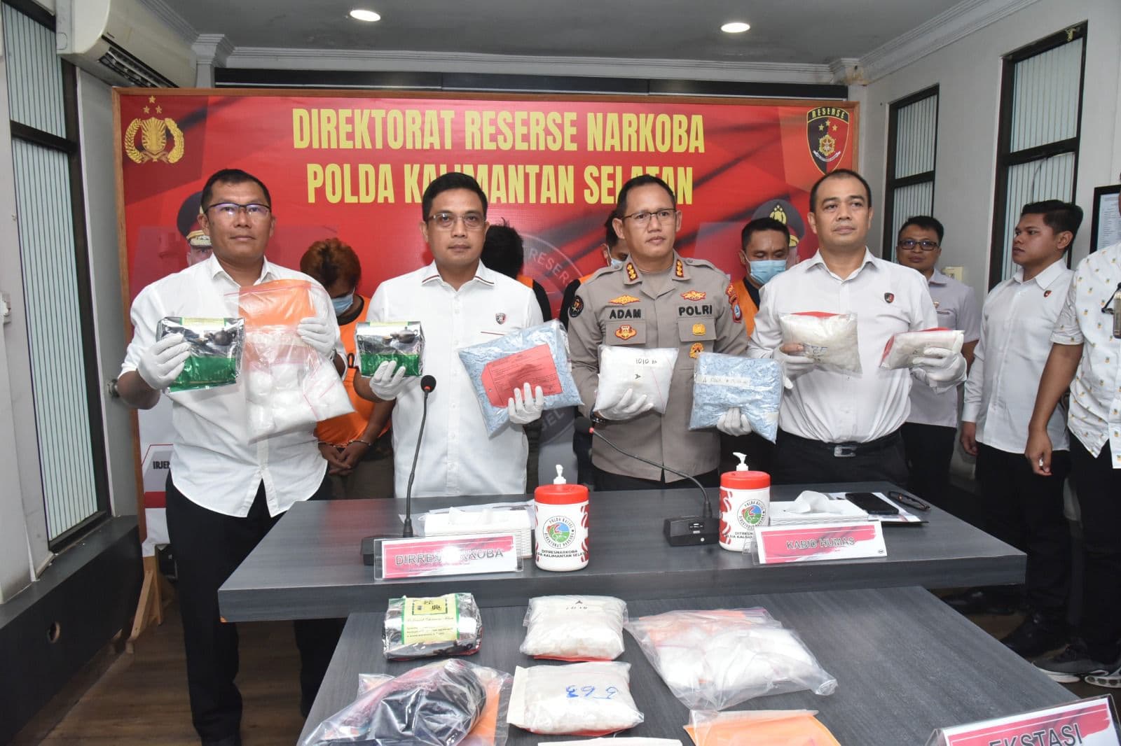 Polda Kalsel Tangkap 4 Tersangka Jaringan Narkoba Terafiliasi Fredy Pratama