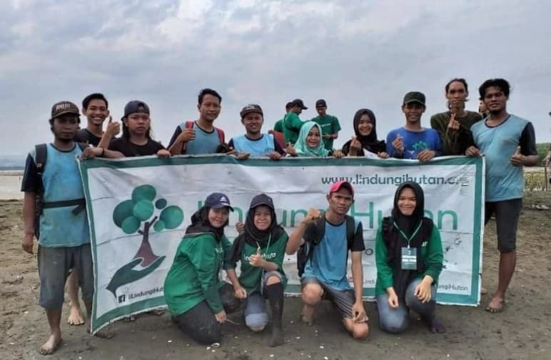 Merayakan Hari Buruh, LindungiHutan Hargai Petani Pohon Sebagai Pahlawan Hijau.