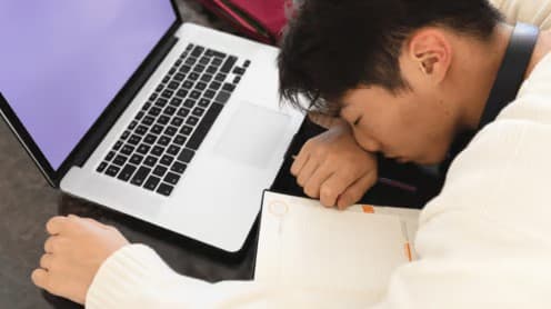 Ilustrasi Digital Fatigue