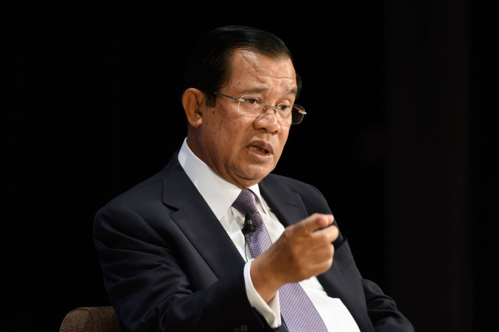 Kamboja-Thailand Saling Serang, Mantan PM Hun Sen Bantah Kabar Mengungsi ke Cina