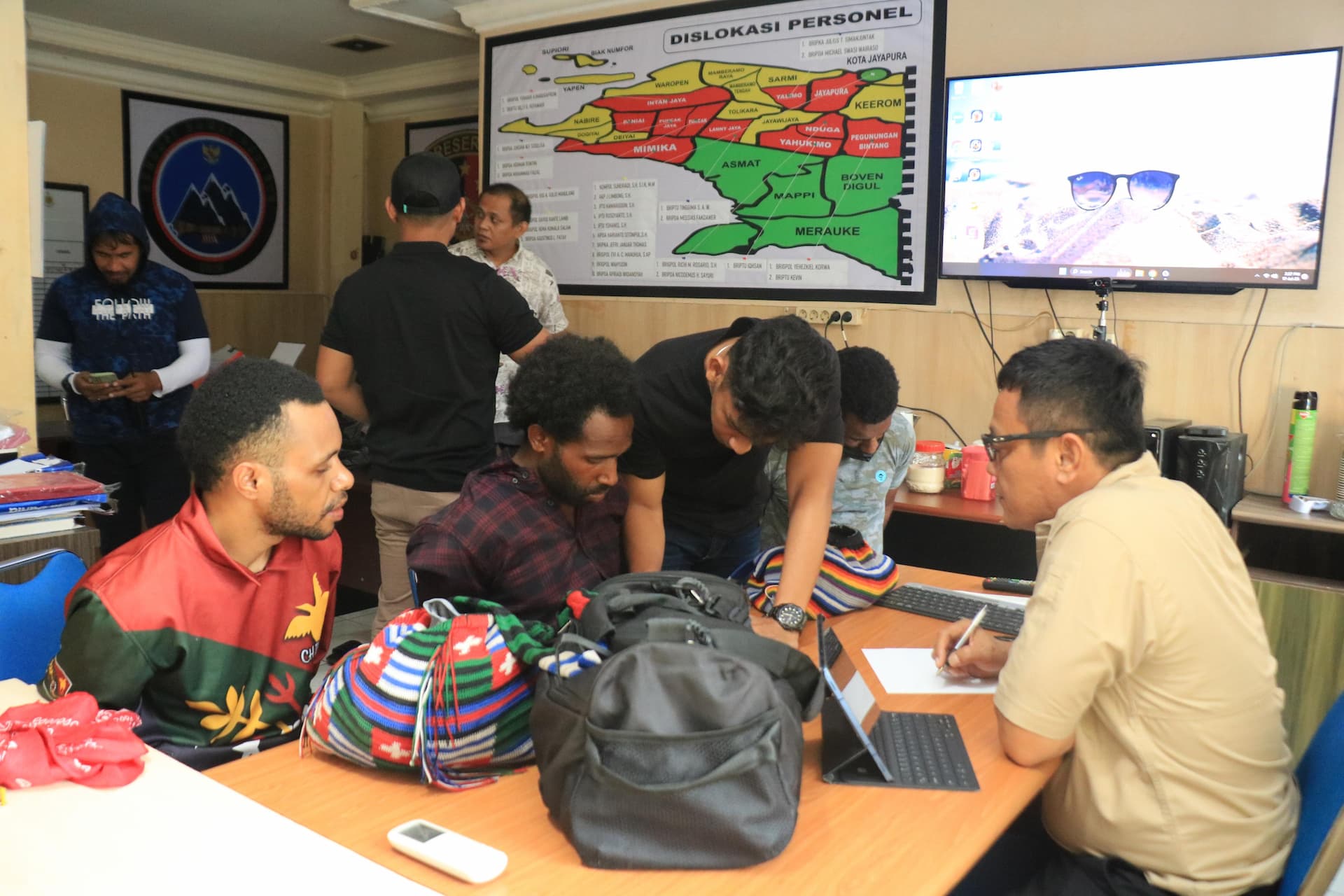 Penangkapan pelaku penyelundupan amunisi di Jayapura (Foto: Polri)