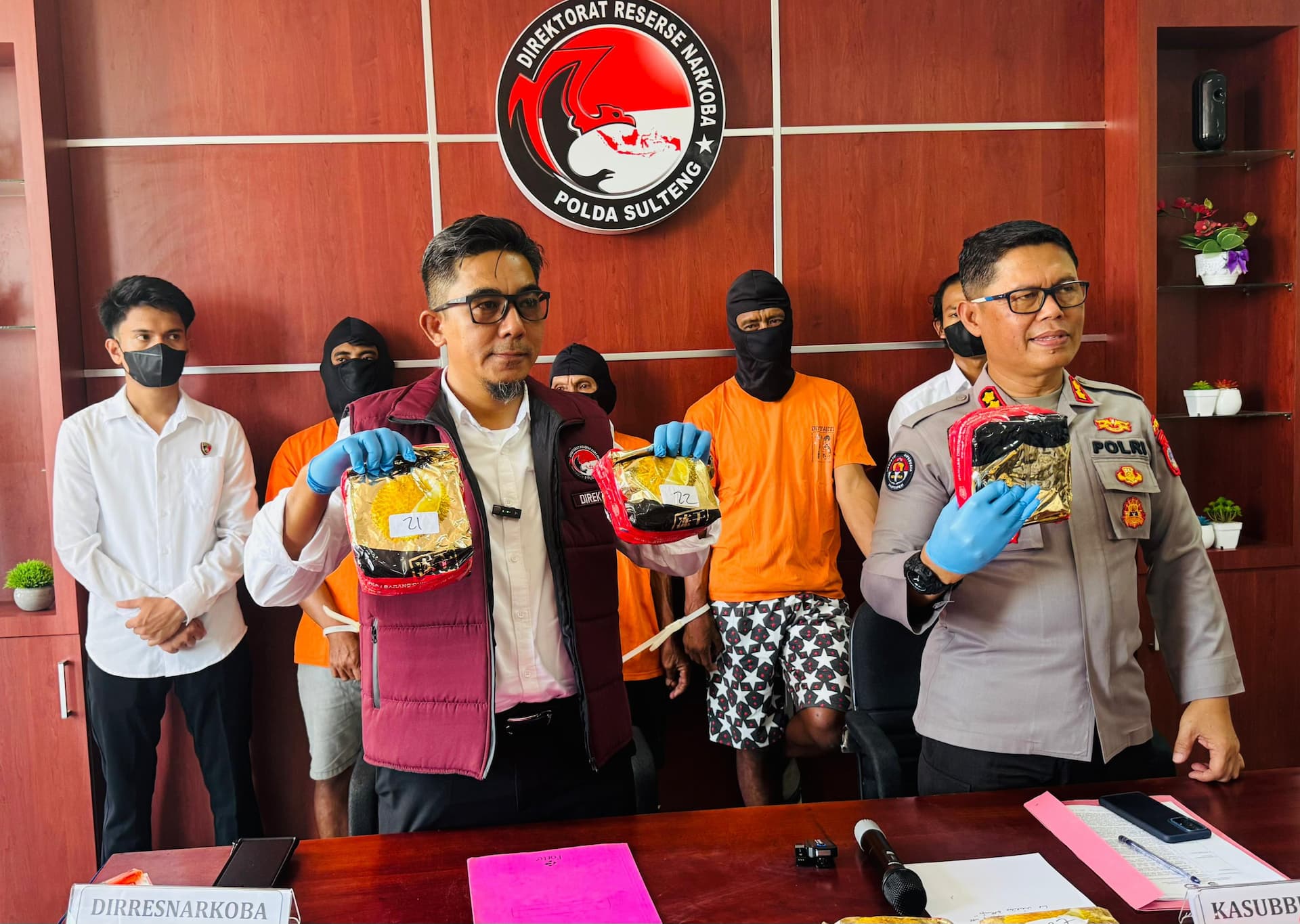 Pengungkapan jaringan narkoba internasional di Palu, Sulawesi Tengah (Foto: Polri)