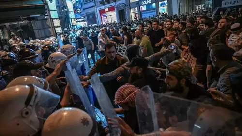 Kartun Diduga Hina Nabi Muhammad Picu Kemarahan, Istanbul Rusuh