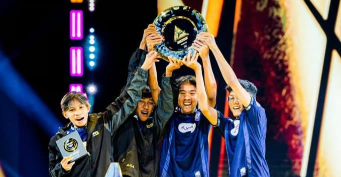 EVOS Esports Juara Free Fire EWC 2025: Tim Indonesia Ukir Prestasi Dunia.
