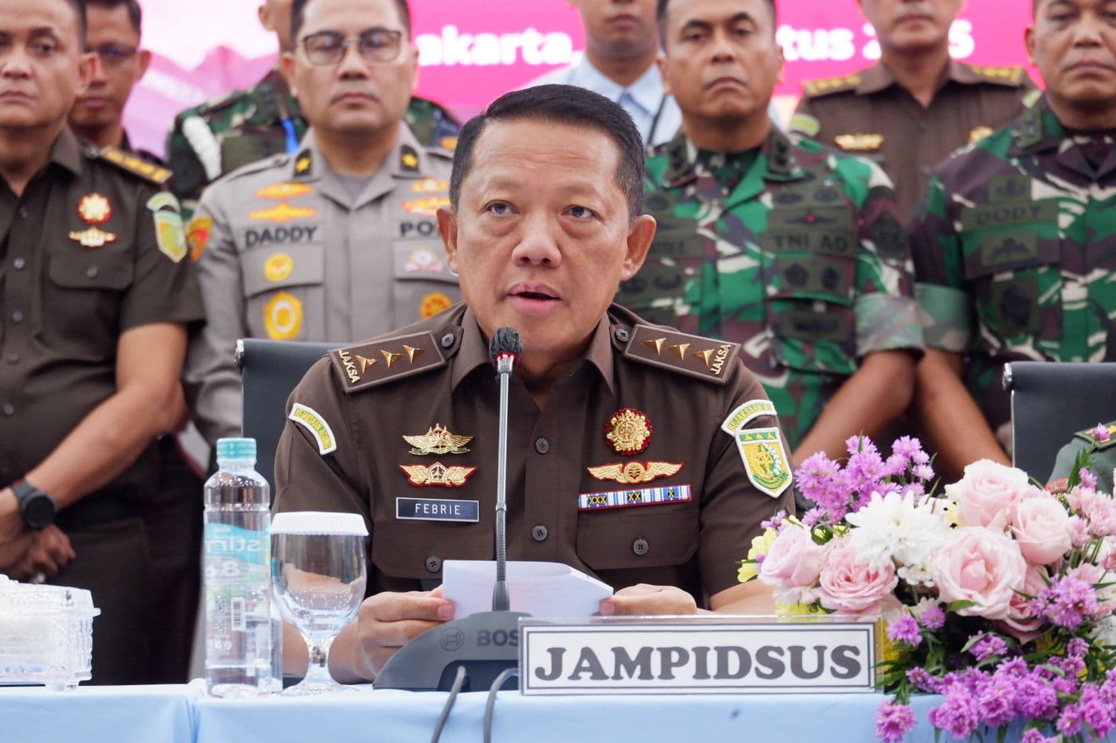 Jampidsus dan juga Ketua Pelaksana Satgas PKH Febrie Adriansyah (Foto: Kejaksaan)