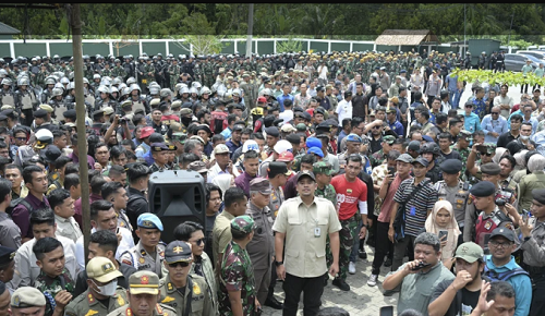 Bobby Nasution Pimpin Pembongkaran Diskotik Marcopolo Deli Serdang. (Foto: Istimewa)