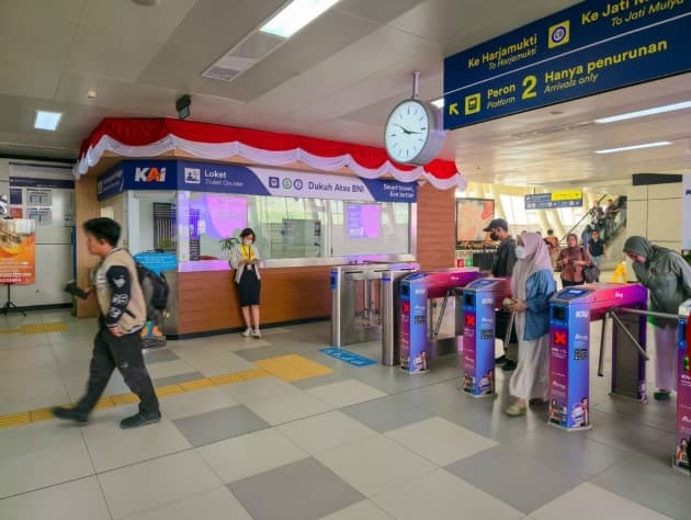 Meriahkan HUT ke-80 Kemerdekaan Republik Indonesia, Pemerintah Berlakukan Tarif Flat Rp80 untuk Seluruh Perjalanan LRT Jabodebek.