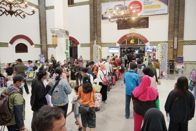 Promo Merdeka Diperpanjang, Pelanggan Bisa Bayar Tiket KA 80% Saja hingga 31 Agustus 2025.