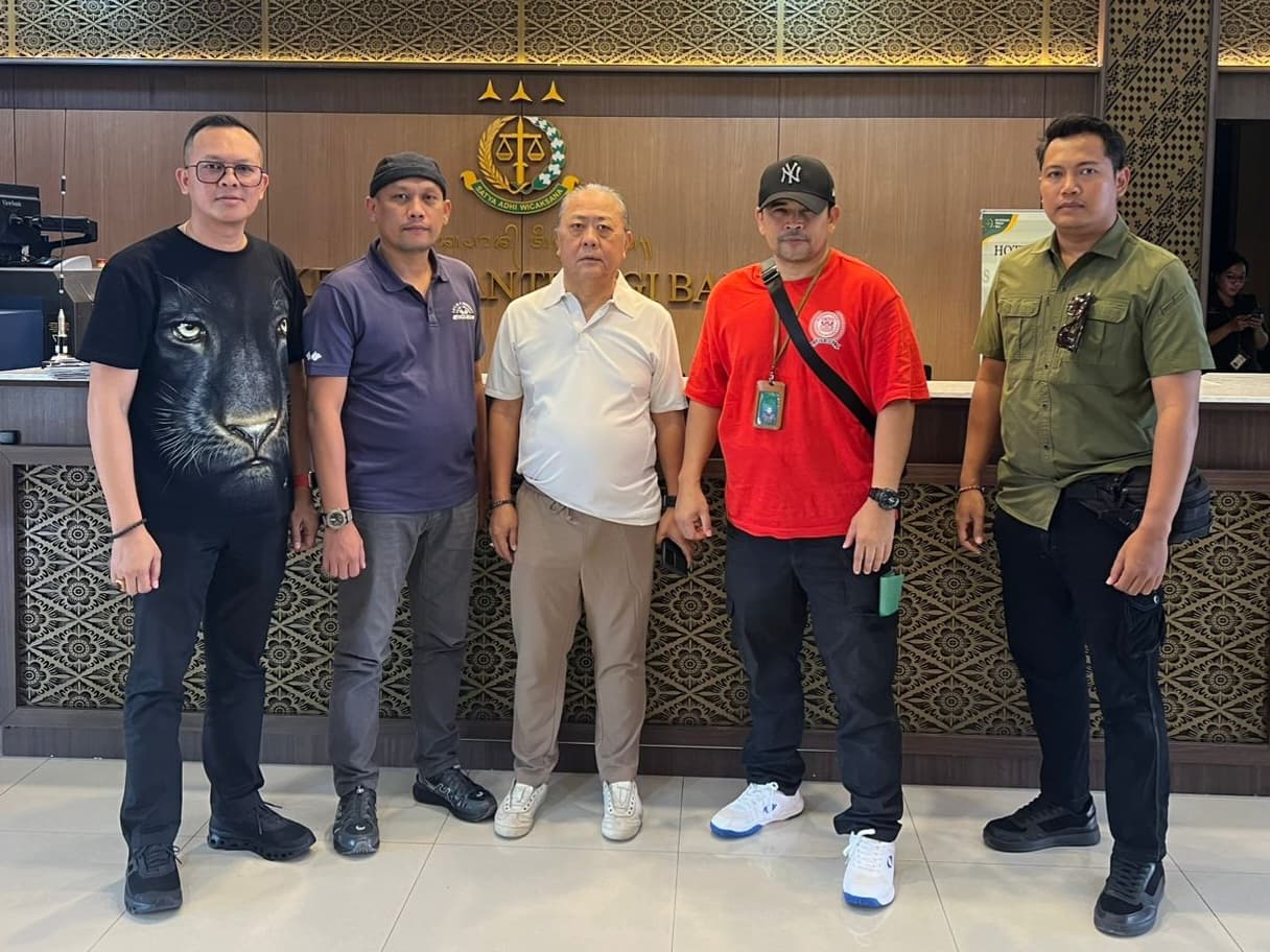 Penangkapan buronan kasus perpajakan (Foto: Kejaksaan)