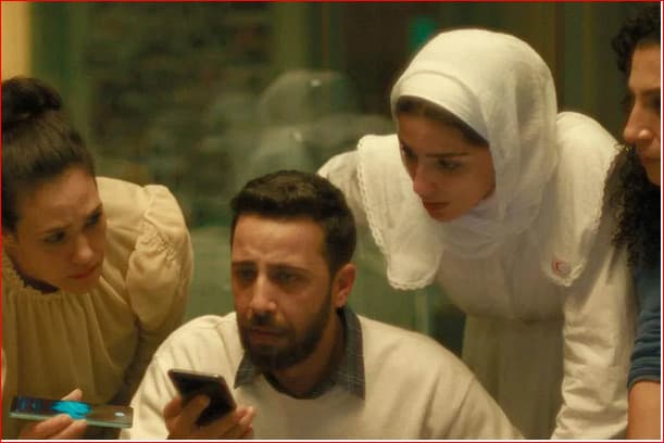 Brad Pitt dan Joaquin Phoenix Jadi Produser Eksekutif Film yang Berkisah Penderitaan Rakyat Gaza