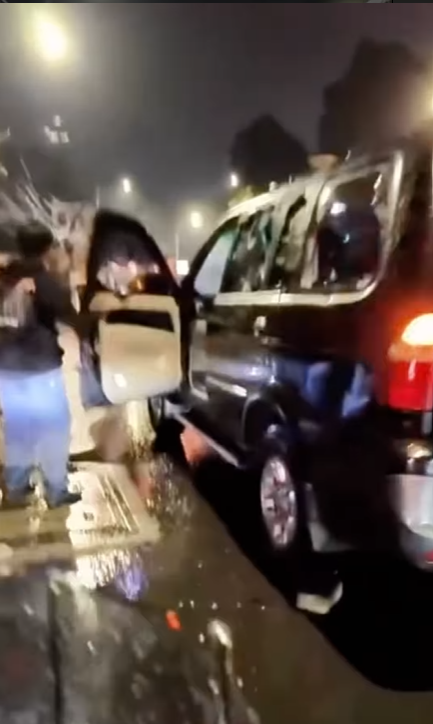 Viral Video Lurah Manggarai Selatan dan Sopirnya Mengalami Pengeroyokan Massa Demo Tunjangan DPR, Warganet: Kasihan, Kalau DPR Gapapa