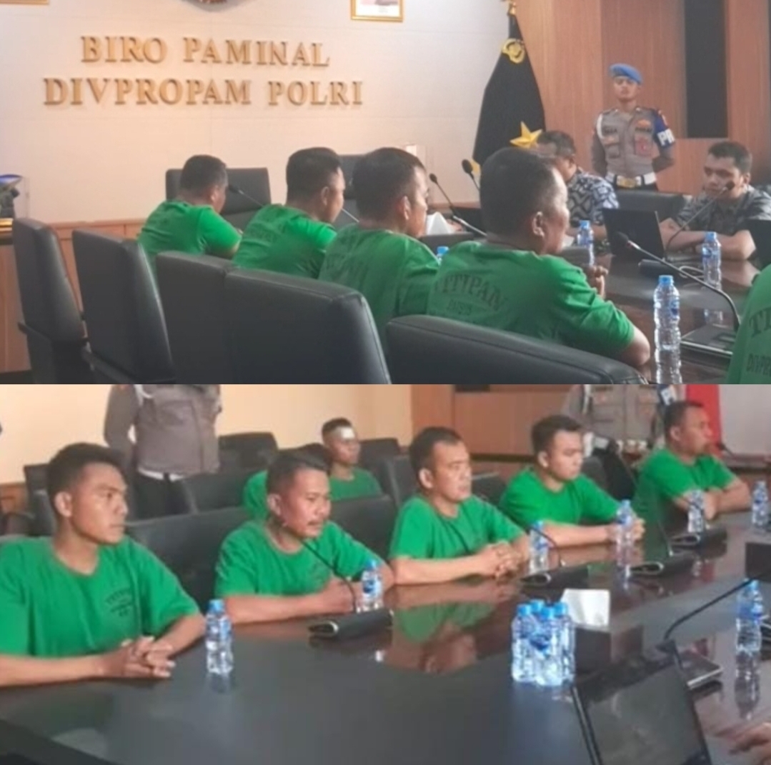 Tampang tujuh polisi diperiksa Propam Polri (Foto: Instagram/Divpropam Polri)