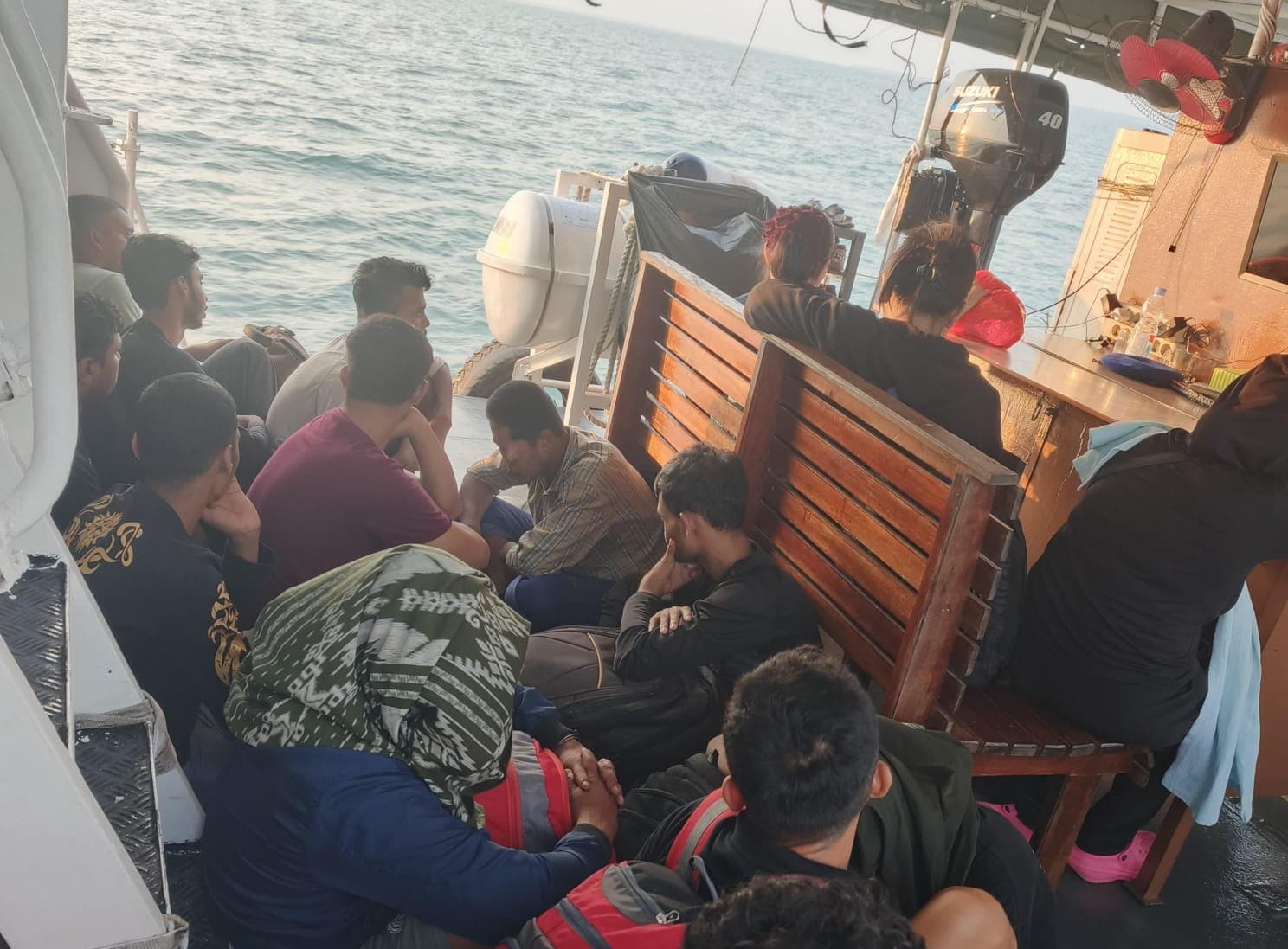 Polri Gagalkan Penyelundupan 29 PMI Ilegal di Perairan Tanjung Balai