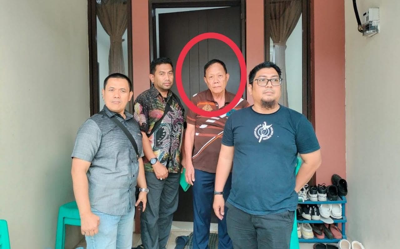 Tim SIRI Kejagung Tangkap Fransiskus Newandi DPO Kasus Korupsi di Cisauk Banten