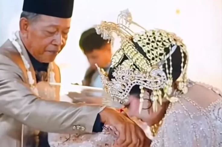 Kakek Tarman Si Tukang Tipu Mahar Rp 3 Miliar Ternyata Residivis. (Foto: Facebook @Sugiarty)