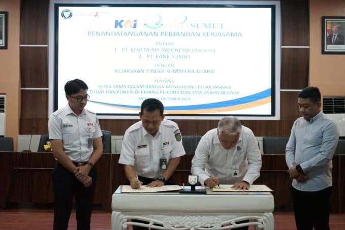 KAI-Kejati Sumut Teken Kerja Sama terkait Penanganan Masalah Hukum Perdata dan Tata Usaha Negara.