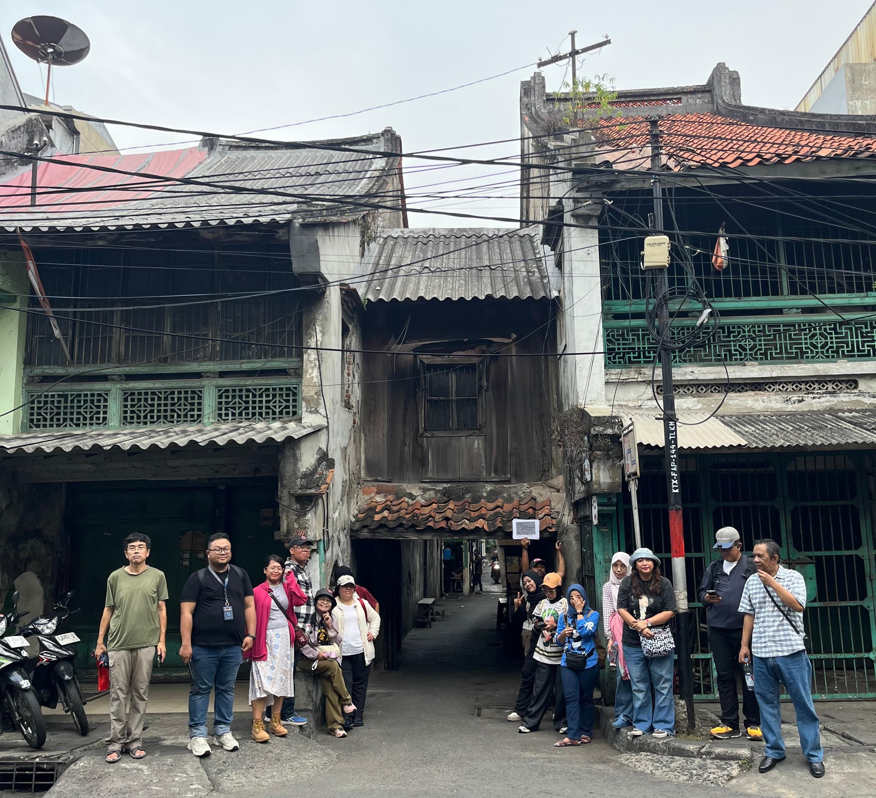 Unlocked Historical Tour: Berkunjung ke Lokalisasi Pelacuran Pertama era Hindia-Belanda di Glodok