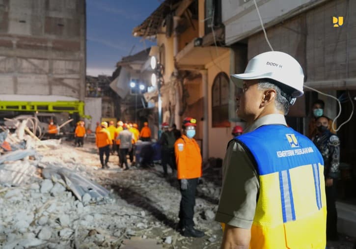 Pasca Insiden Al Khoziny, Kementerian PU Buka Layanan Hotline 158 untuk Bangunan Pesantren/Sekolah/Panti Asuhan/Yayasan