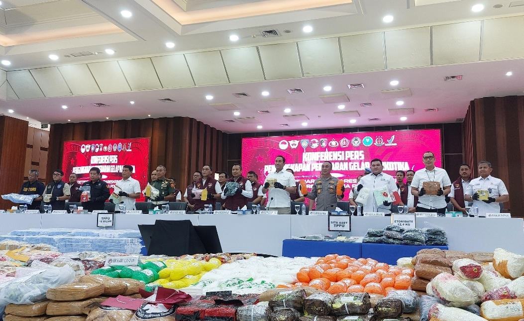 Konferensi Pers Bareskrim Polri terkait pengungkapan kasus tindak pidana narkotika di seluruh wilayah Indonesia (Foto: Hastina/REQnews)