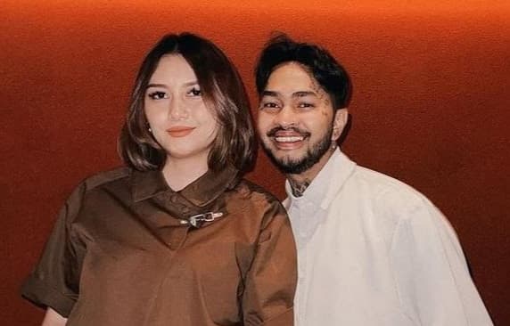 Artis Onadio Leonardo dan istrinya Beby Prisillia (Foto: Instagram)