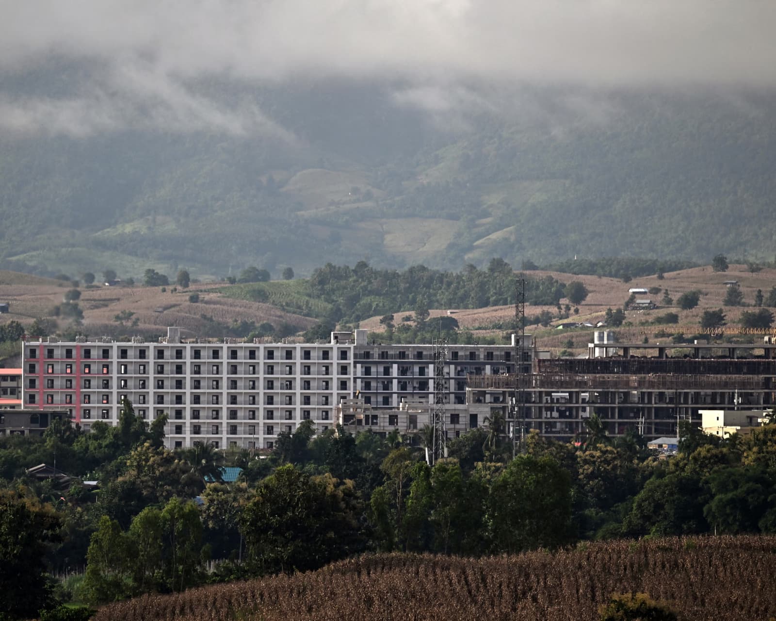 KK Park, salah satu pusat penipuan online terbesar di perbatasan Myanmar-Thailand, yang menjadi sasaran AS. Foto; Guardian