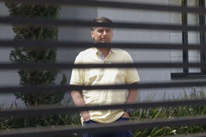 Mantan Presiden Brasil Jair Bolsonaro Ditangkap Polisi Federal