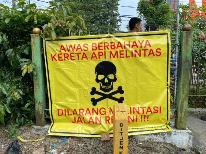 KAI Daop 1 Jakarta Targetkan Penutupan 40 Perlintasan Liar hingga Agustus 2026.