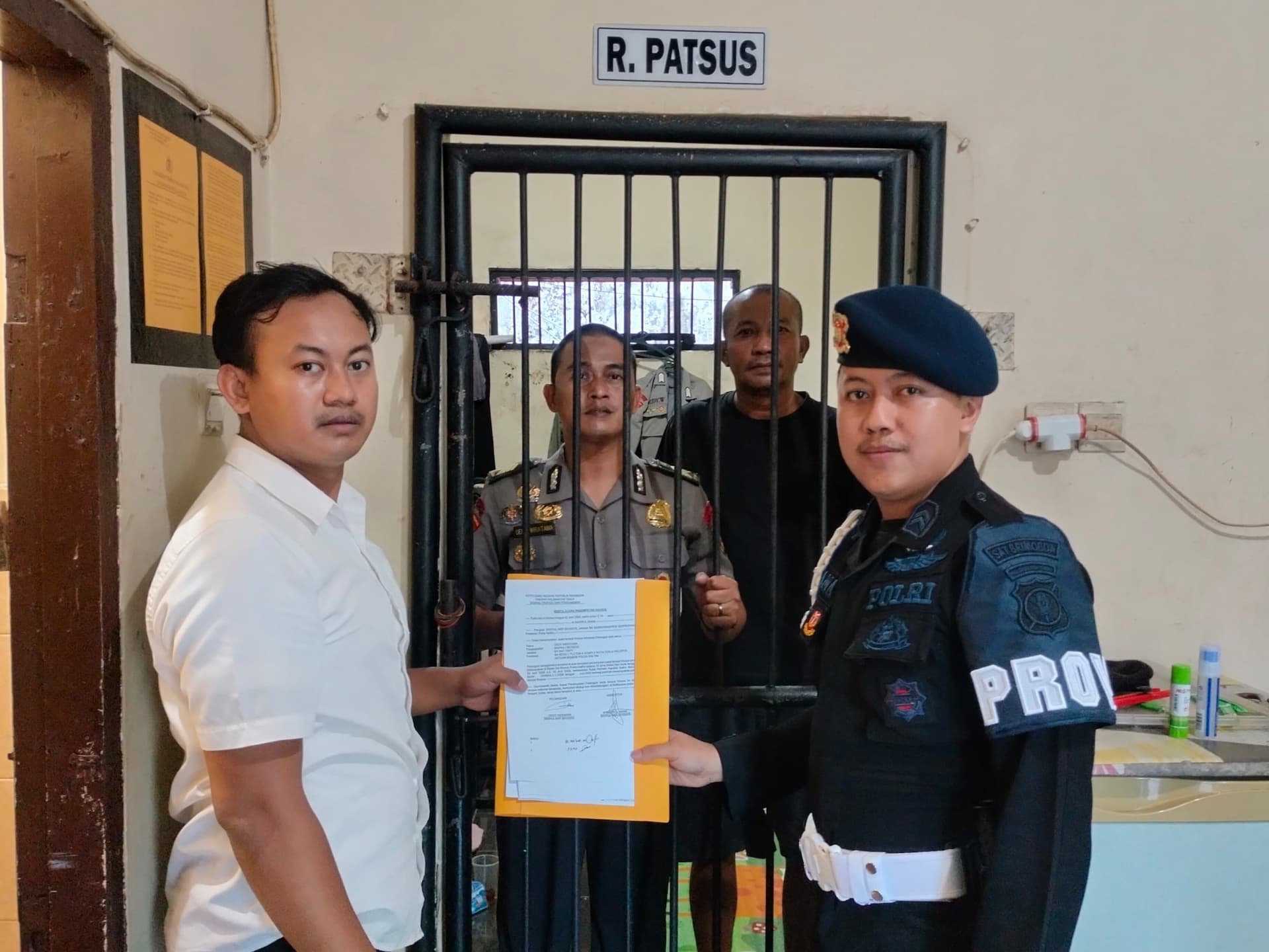 Oknum polisi di wilayah Polda Kalimantan Timur Bripka Dedy Wiratama dipecat. (Foto: dok. Polri) Oknum polisi di wilayah Polda Kalimantan Timur Bripka Dedy Wiratama dipecat. (Foto: dok. Polri)