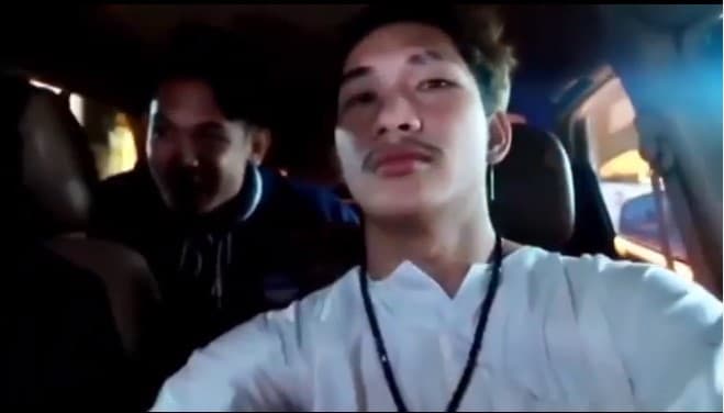Ferdian Paleka dan temannya dicari polisi karena perbuatan tidak menyenangkan Ferdian Paleka dan temannya dicari polisi karena perbuatan tidak menyenangkan