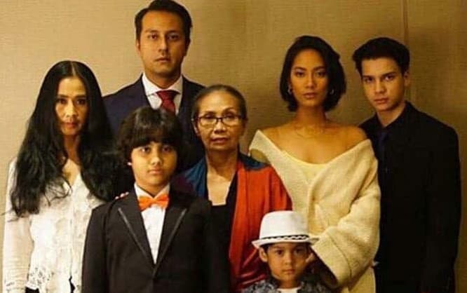 Pengabdi Setan 2: Communion Pengabdi Setan 2: Communion