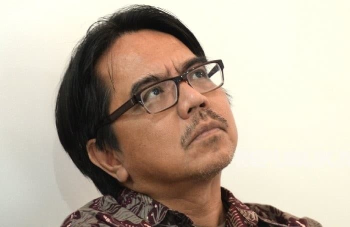 Pegiat media sosial Pro Jokowi, Ade Armando Pegiat media sosial Pro Jokowi, Ade Armando