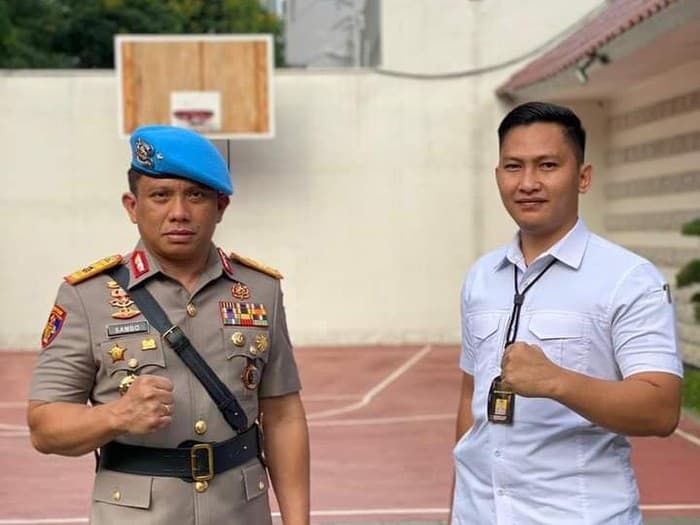 Brigadir J dan Kadiv Propam Polri Irjen Ferdy Sambo Brigadir J dan Kadiv Propam Polri Irjen Ferdy Sambo