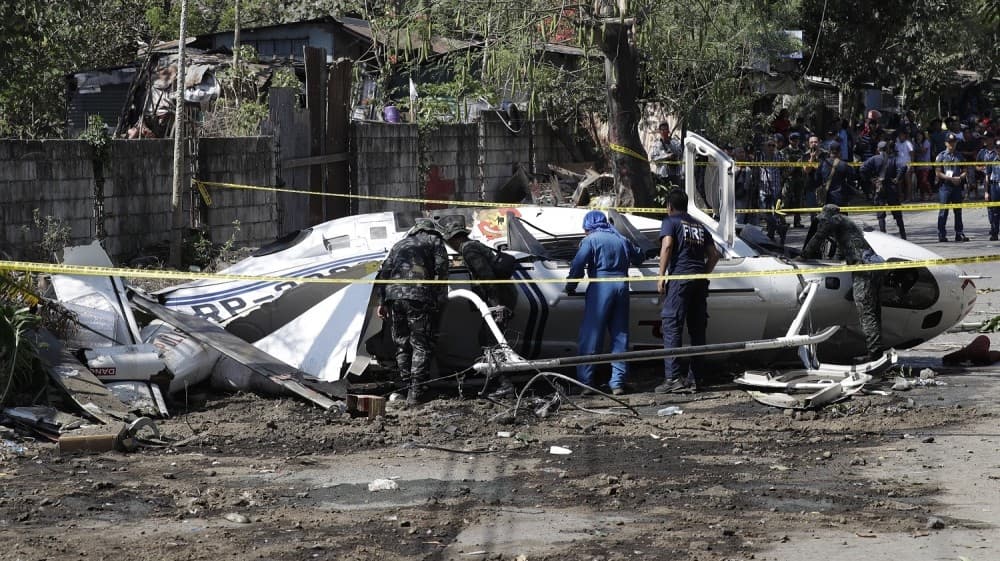 Helikopter terjatuh, dua jenderal terluka (Foto:Al Jazeera) Helikopter terjatuh, dua jenderal terluka (Foto:Al Jazeera)